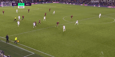 外媒：谢菲联有意韩国国脚边卫薛英佑，球员解约金500万欧