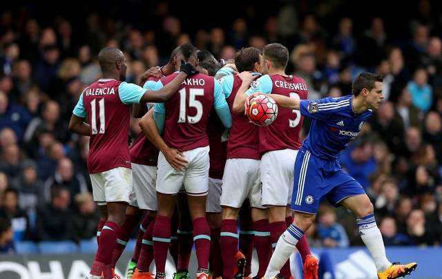 本世纪德甲戴帽数前10：莱万384场16次第1，凯恩76场10次第3