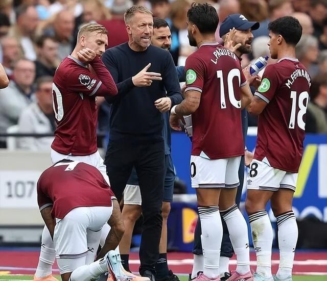 尤文官方：弗拉霍维奇已成功接受手术，将于明日开始康复计划